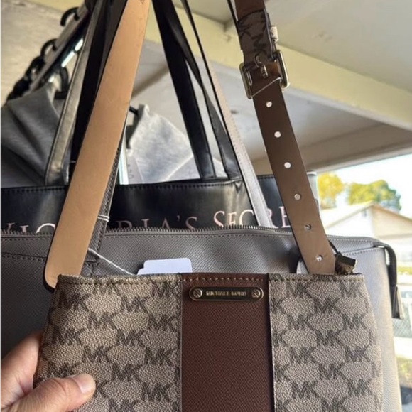 Michael Kors Tan and Brown Monogram Shoulder Bag - Picture 1 of 1